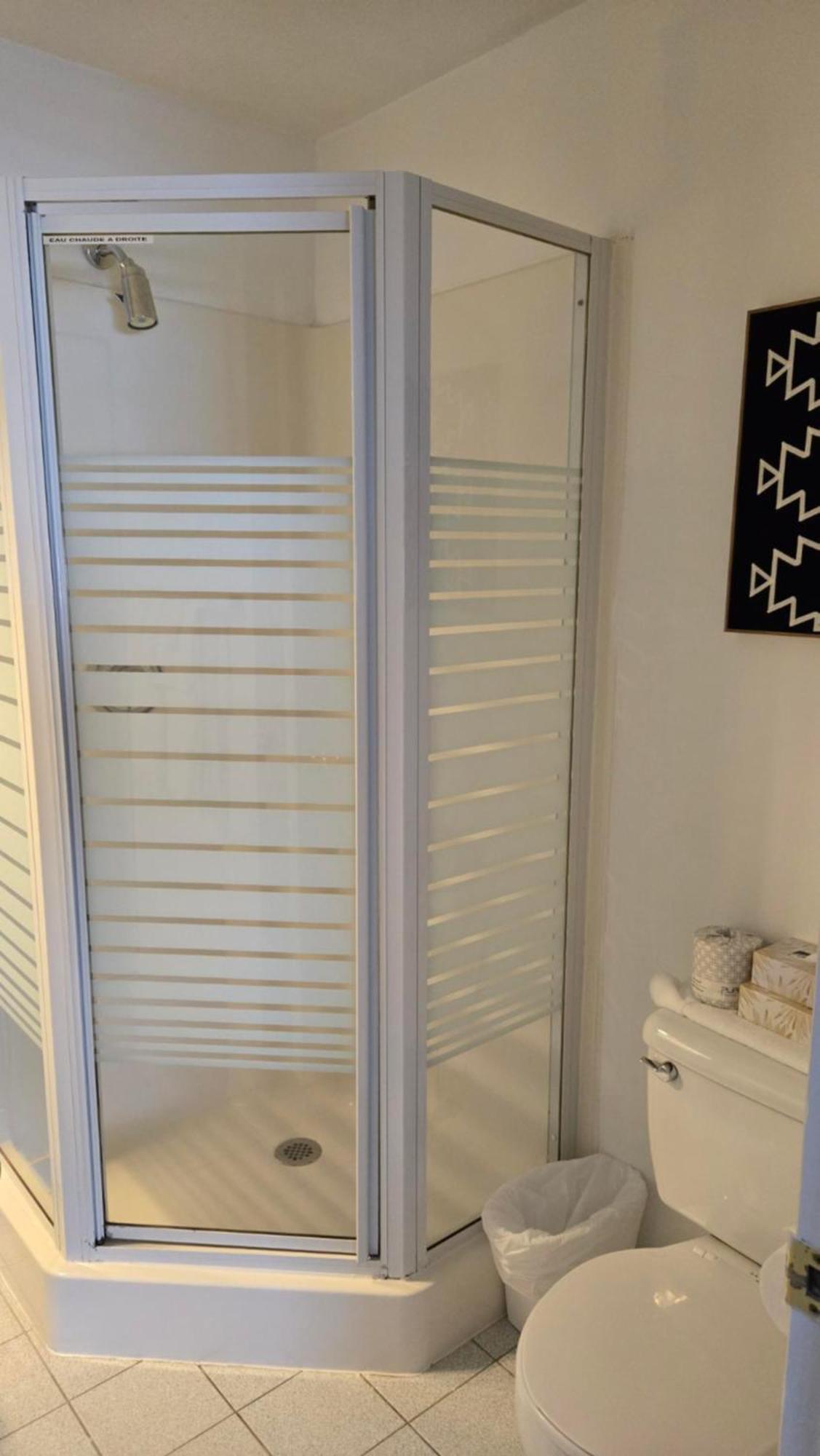 Auberge Matha Saint Jean De Matha Екстер'єр фото